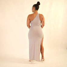 Load image into Gallery viewer, So Into You Maxi - Grey
