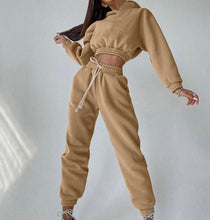 Load image into Gallery viewer, Vibe Sweatsuit Set
