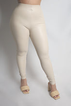 Load image into Gallery viewer, Dream Leggings - Cream
